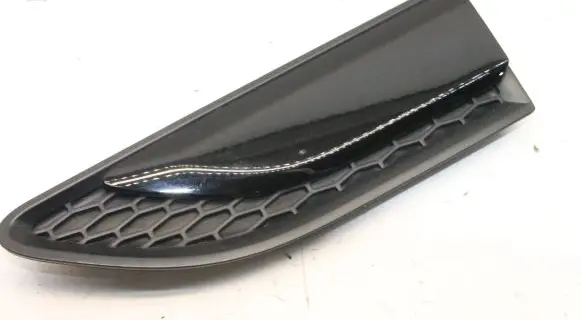 Land Rover Discovery Sport Fender grill FK72280B11