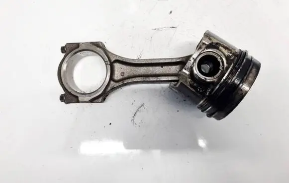 Mazda 3 II Piston with connecting rod