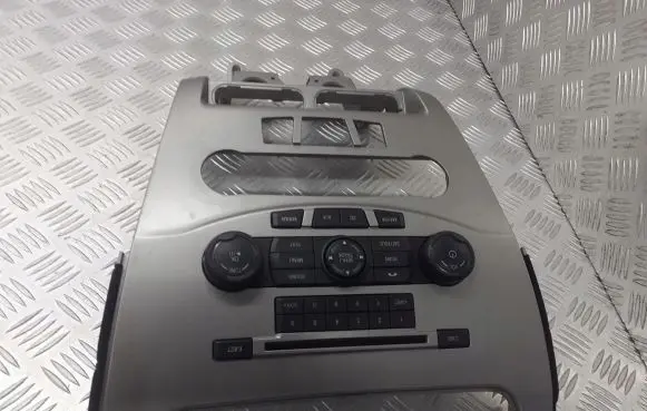 Ford Focus Radio/GPS head unit trim 8S4T-18A802-BHW