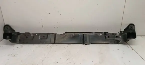 Hyundai i30 Radiator support slam panel