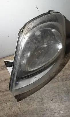 Opel Vivaro Headlight/headlamp