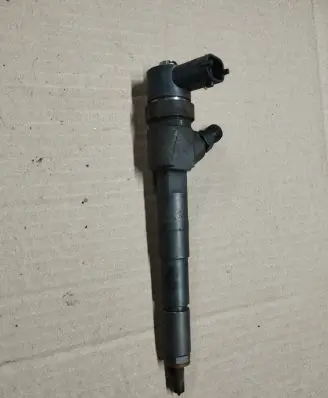 Jeep Renegade Fuel injector 0445110524