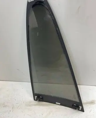 Porsche 911 996 Front door window glass four-door 99654311211 43R001057
