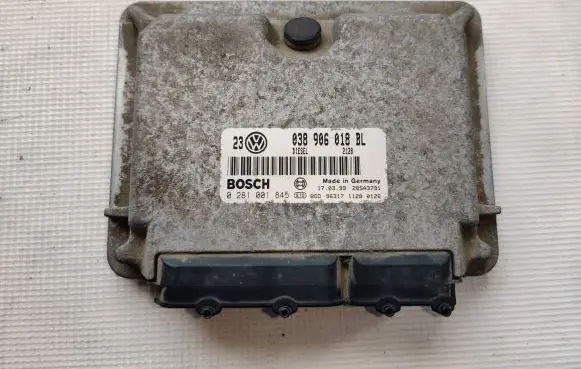 Volkswagen Golf IV Engine control unit/module 038906018bl 0281001845