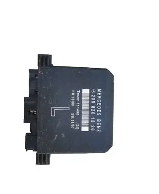 Mercedes-Benz E W210 Door control unit/module 2088201526 351496