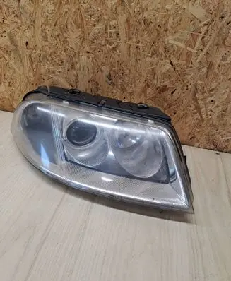 Volkswagen PASSAT B5.5 Headlight/headlamp 1EL00835002