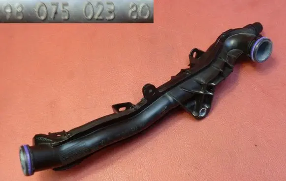 Citroen C4 Cactus Engine coolant pipe/hose 9807502380
