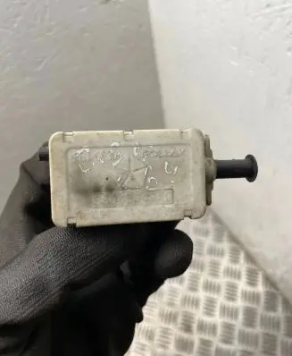 Chrysler Grand Voyager IV Brake pedal sensor switch 56045043ag