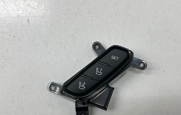 KIA Optima Seat memory switch 93250D4000