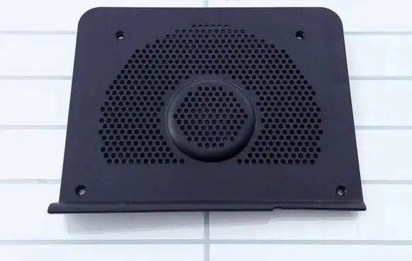 BMW 5 E60 E61 Subwoofer grill/trim 6919360