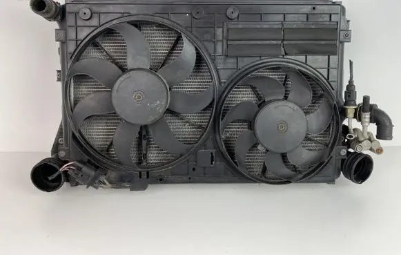 Volkswagen PASSAT B7 Radiator set 13-55D300191