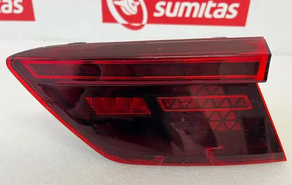 Volkswagen Tiguan Tailgate rear/tail lights 5NA945308D 2SA01252202 00685174