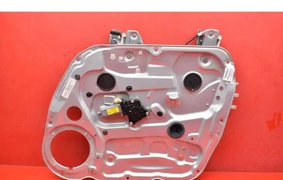 KIA Carens II Front door window regulator with motor 82480-1D230