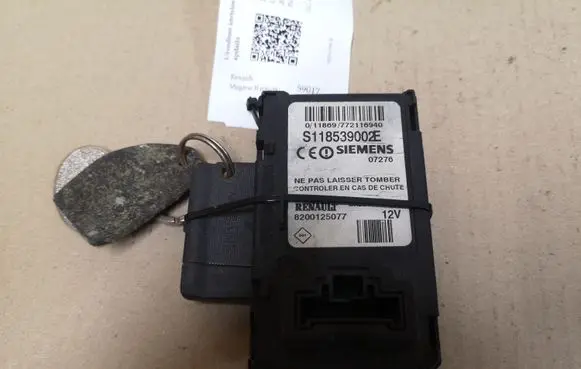 Renault Megane II Ignition key card reader S118539002E 8200125077