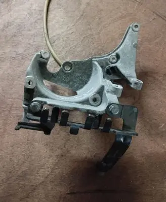 Peugeot 3008 I Fuel filter bracket/mount holder 9672309580
