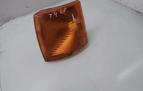 Volkswagen Transporter - Caravelle T4 Front indicator light
