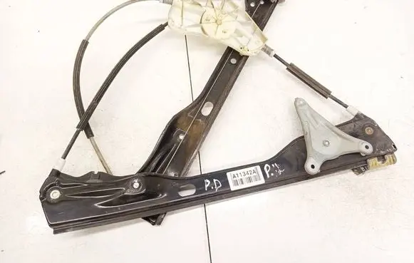 Volkswagen PASSAT B6 Sliding door window regulator with motor