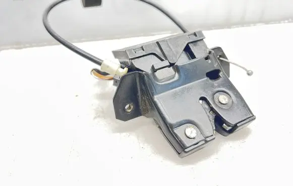 Mercedes-Benz CLK A209 C209 Tailgate/trunk/boot lock/catch/latch A2037500085 A2037500185