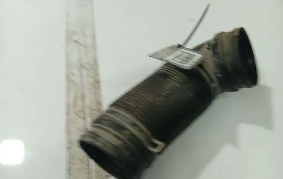 Skoda Octavia Mk2 (1Z) Air intake hose/pipe 