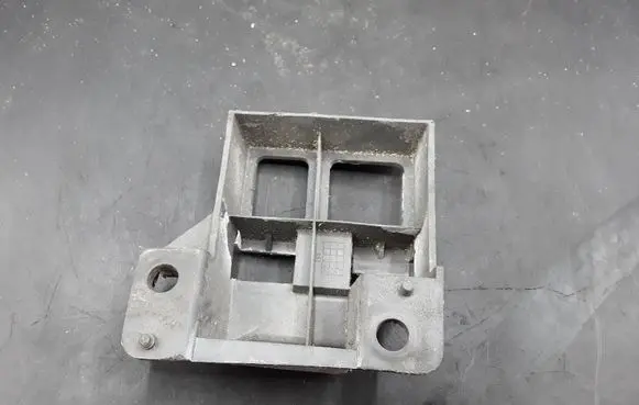 Volkswagen Crafter Front bumper mounting bracket A19068850163 19068850163