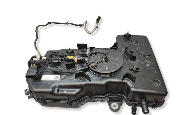 Volkswagen Transporter - Caravelle T6 AdBlue liquid reservoir 5Q0131969C 7E0131877G 7N0941329