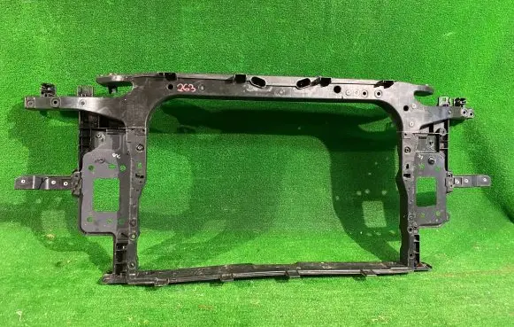 Hyundai Kona I Radiator support slam panel 64101-DD500