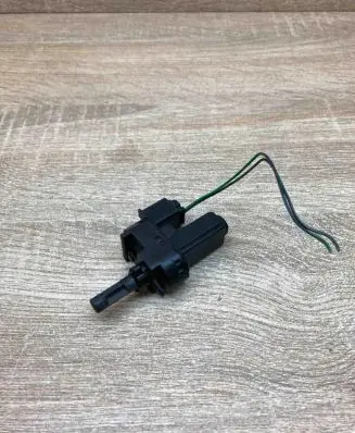 Ford Kuga I Brake pedal sensor switch 4M5T7C534AA WithPlug