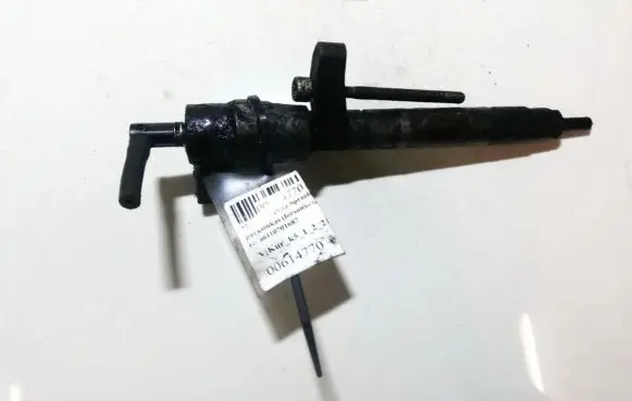 Mercedes-Benz Sprinter W901 W902 W903 W904 Fuel injector a6110701687 0445110190