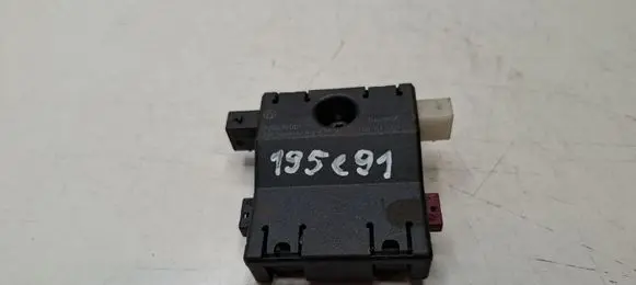 BMW 3 E90 E91 Antenna control unit 6934648
