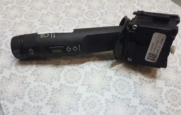 Opel Insignia A Indicator stalk 13303268