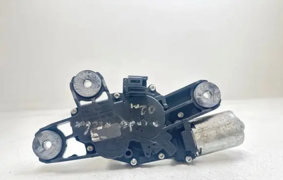Ford Mondeo Mk III Rear window wiper motor 0390201583