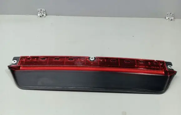 Porsche Panamera (970) Third/center stoplight 97063106101