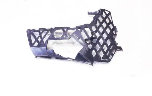 Volkswagen PASSAT B8 Front bumper mounting bracket 3G0807178