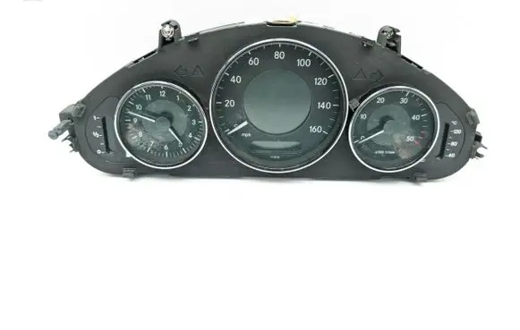 Mercedes-Benz CLS C219 Speedometer (instrument cluster) A2195404811