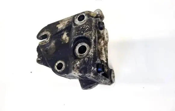 Peugeot 3008 I Engine mounting bracket 9682417480