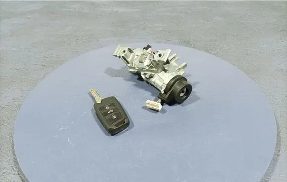 Skoda Octavia Mk3 (5E) Ignition lock 1K0905851