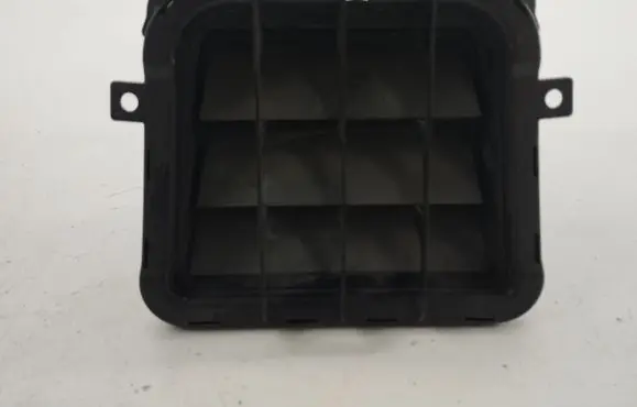 Audi A7 S7 4G Quarter panel pressure vent ZSB4G8819301