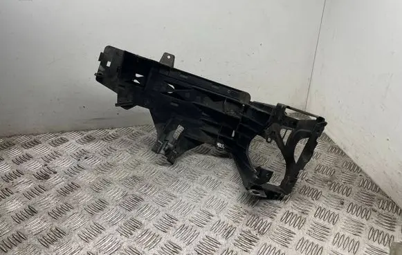 BMW 5 F10 F11 Headlight/headlamp mounting bracket 7200794