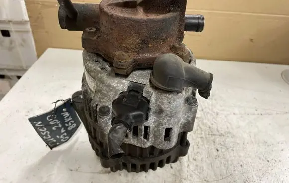 Hyundai Tucson JM Generator/alternator 3730027012 021319112