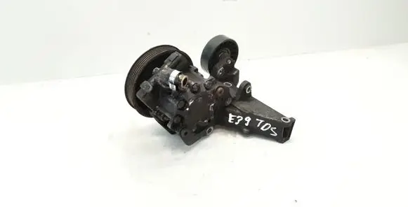 BMW 5 E39 Power steering pump