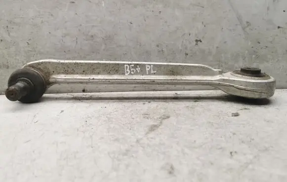 Volkswagen PASSAT B5.5 Front control arm 8D0407506H