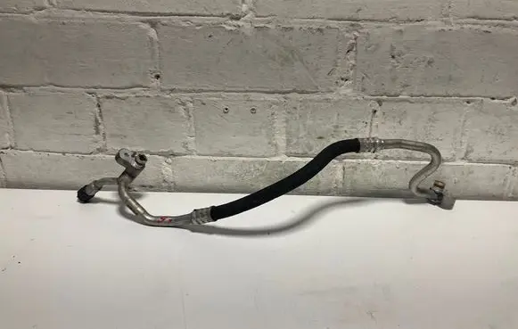 Air conditioning (A/C) pipe/hose