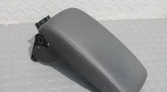 Suzuki Vitara (LY) Armrest PODLOKIETNIKVIARA