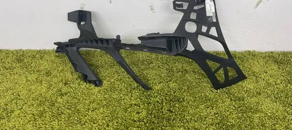 Mercedes-Benz E W212 Front bumper mounting bracket A2128852965