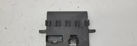 Audi A8 S8 D3 4E Comfort/convenience module 4E0910279L 00007898B7 4E0907279L