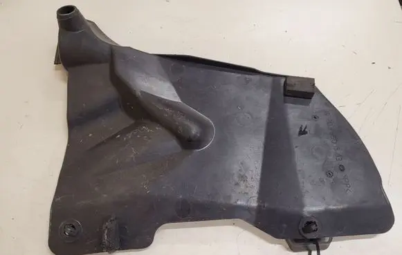 Mercedes-Benz C W203 Other engine bay part 2038301513