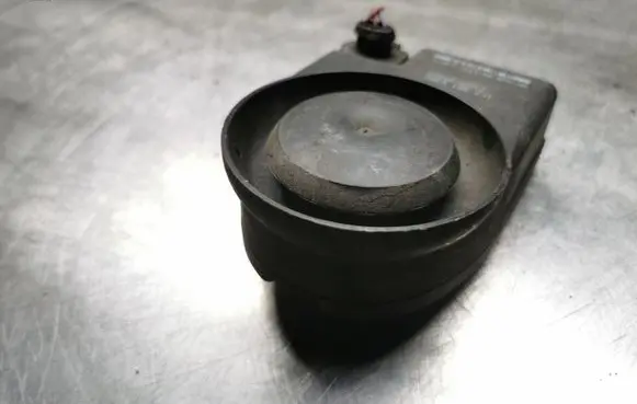 Skoda Fabia Mk2 (5J) Alarm system siren 1K0951605C