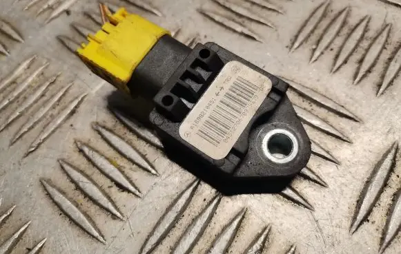 Mercedes-Benz A W169 Airbag deployment crash/impact sensor 1698210451