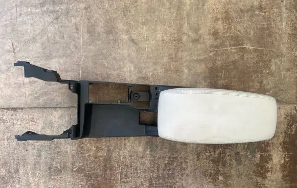 Ford Mondeo Mk III Armrest 4S7XA045B55 7VE045A3 2S71F015B55CBW
