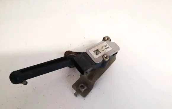 BMW X6 F16 Front height sensor lever 686764701 6867647-01